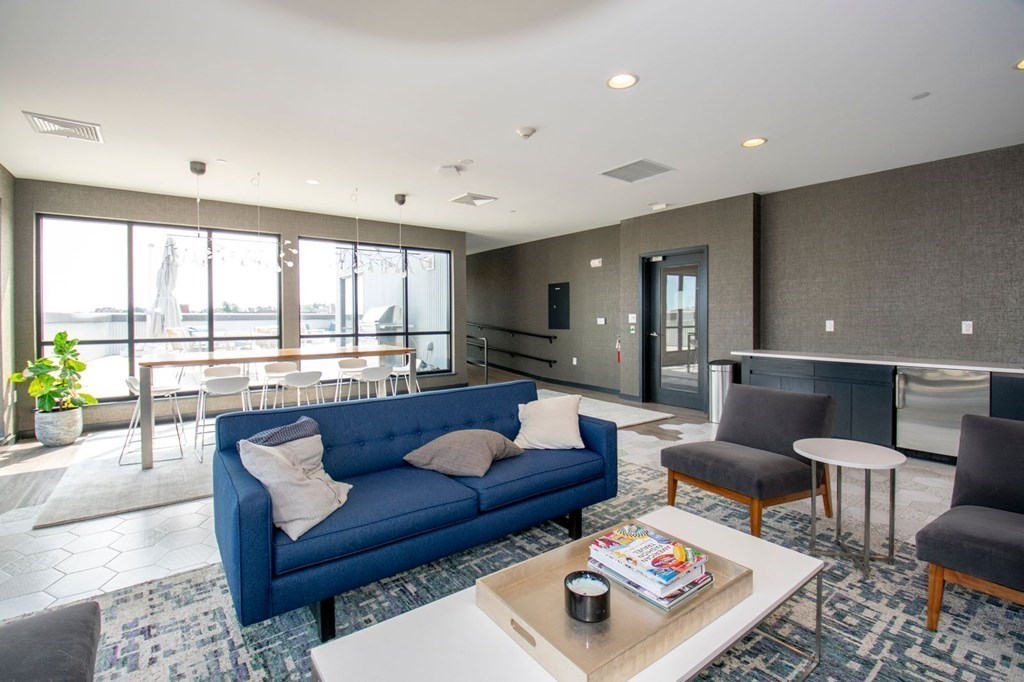 45 W Third St, South Boston