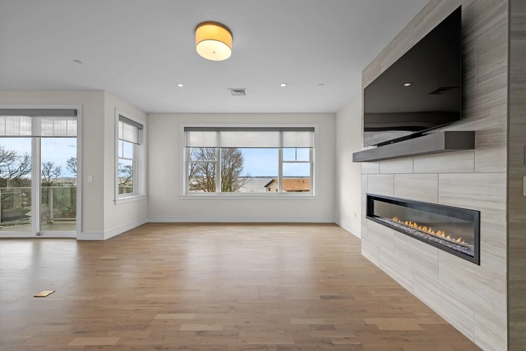 71 Greenwood Ave, Swampscott