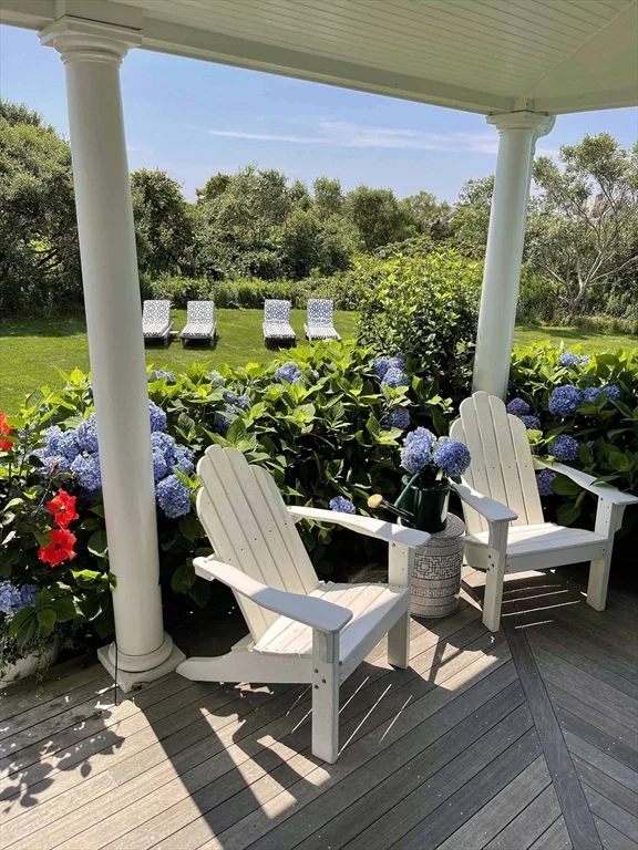 7 Packet Dr, Nantucket