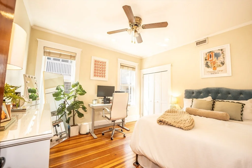 10 Ticknor St, South Boston