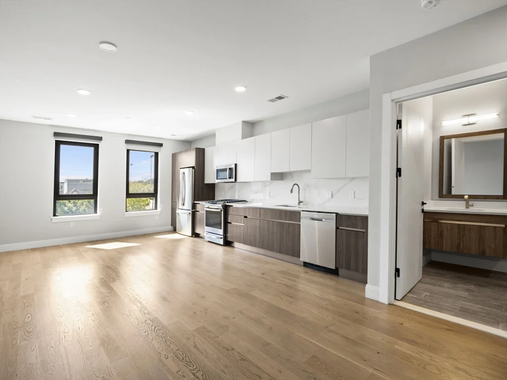 9 Central St, Spring Hill