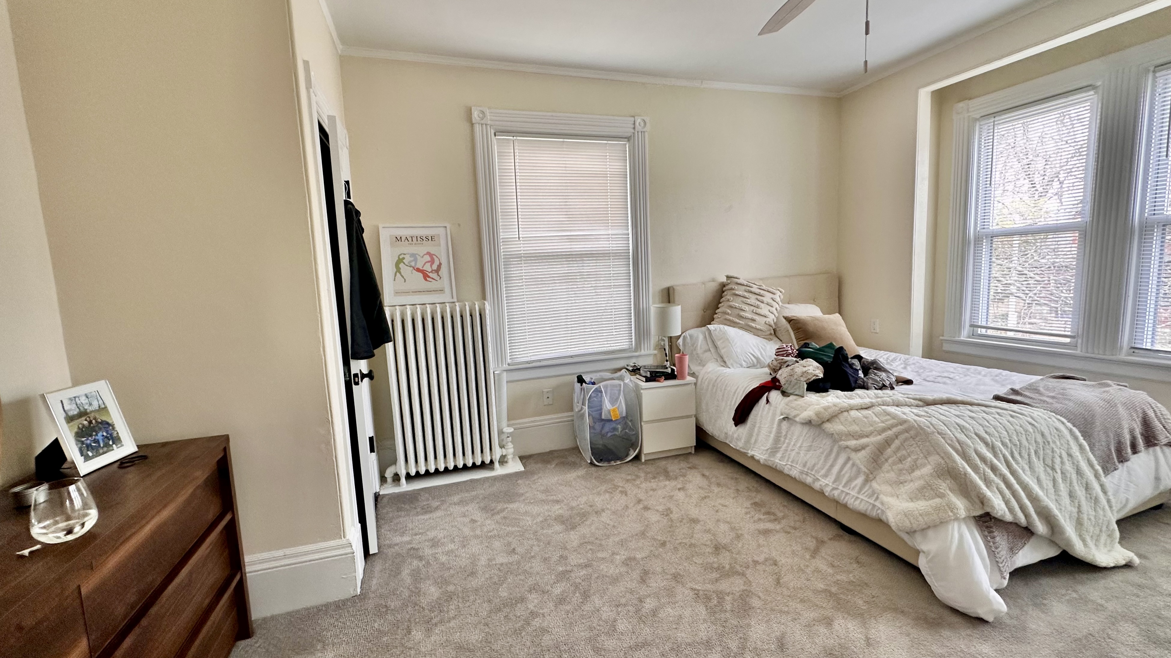 5 bed, 2 bath apartment for rent at 162 Babcock St Unit 3, Coolidge Corner — photo 11 of 19