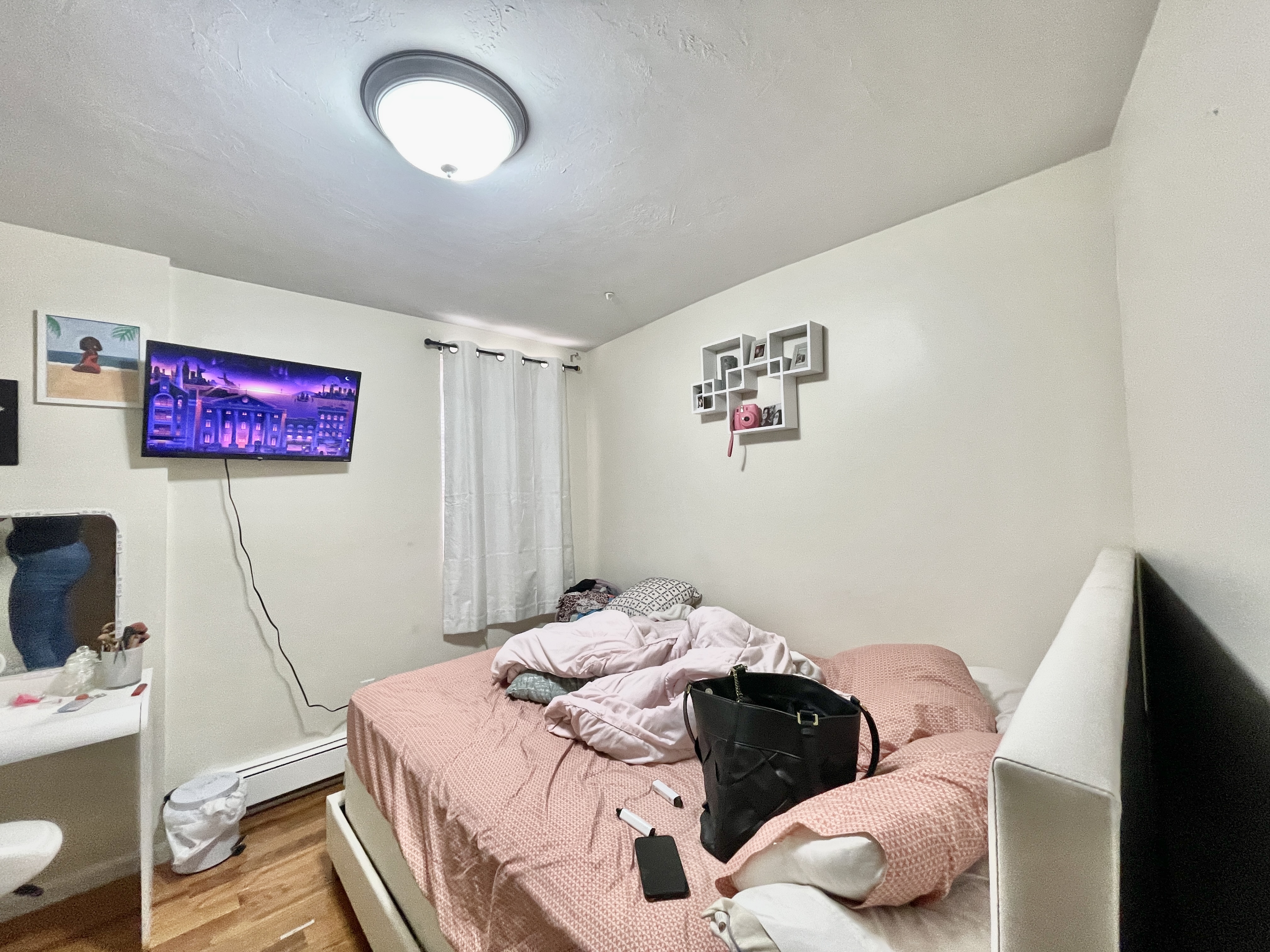 3 bed, 1 bath apartment for rent at 2036 Massachusetts Ave Unit 4, Porter Square — photo 6 of 9
