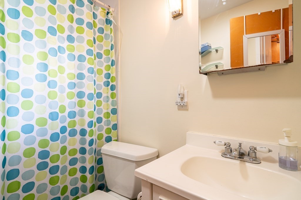 1 bed, 1 bath apartment for rent at 62 Hurley St Unit 2, East Cambridge — photo 13 of 13