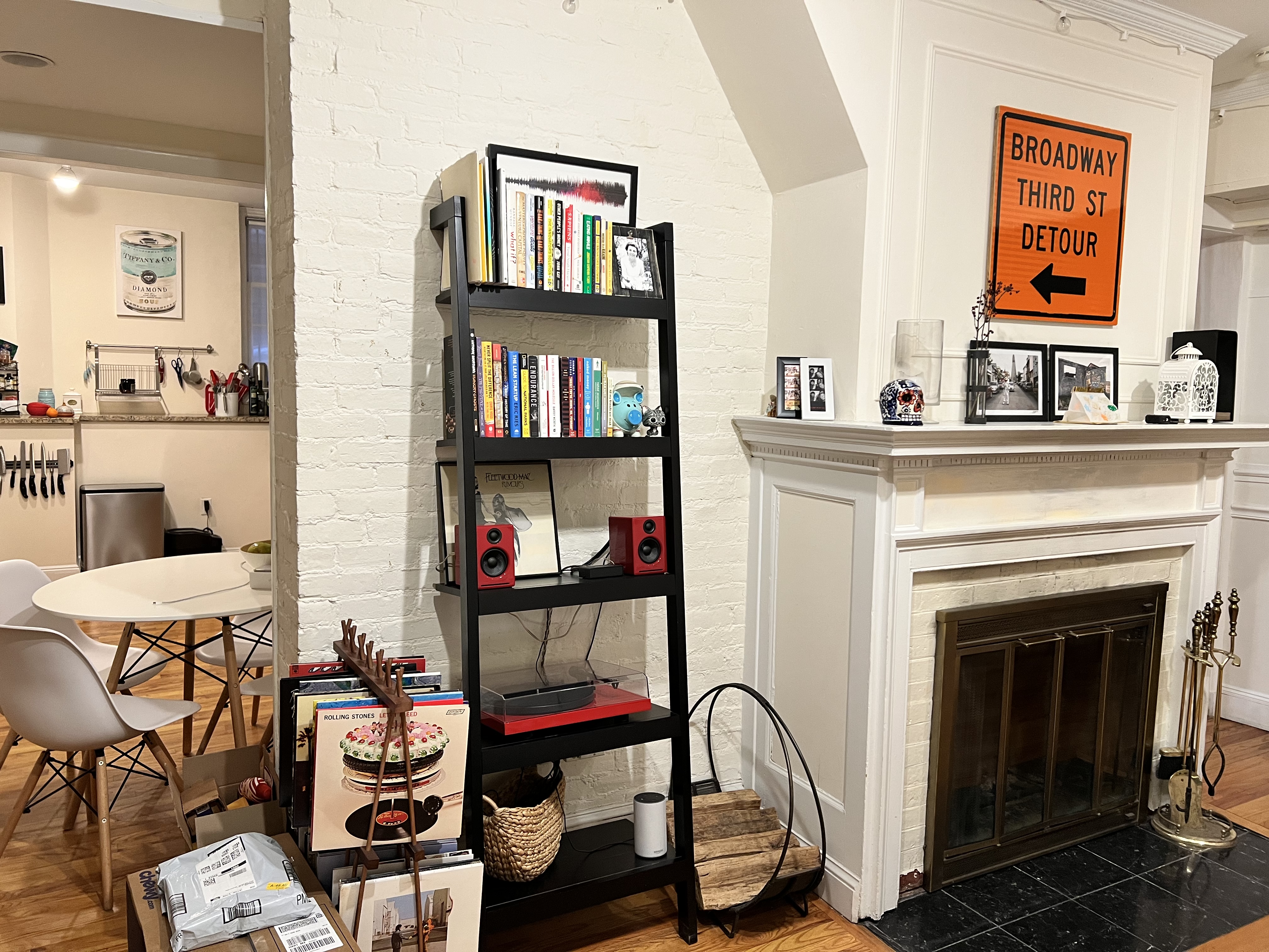 1 bed, 1 bath apartment for rent at 112 Pinkney Unit 3, Beacon Hill — photo 3 of 24