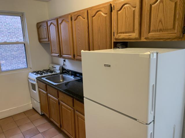 1 bed, 1 bath apartment for rent at 15 Scottfield Rd Unit 8, Allston — photo 1 of 5