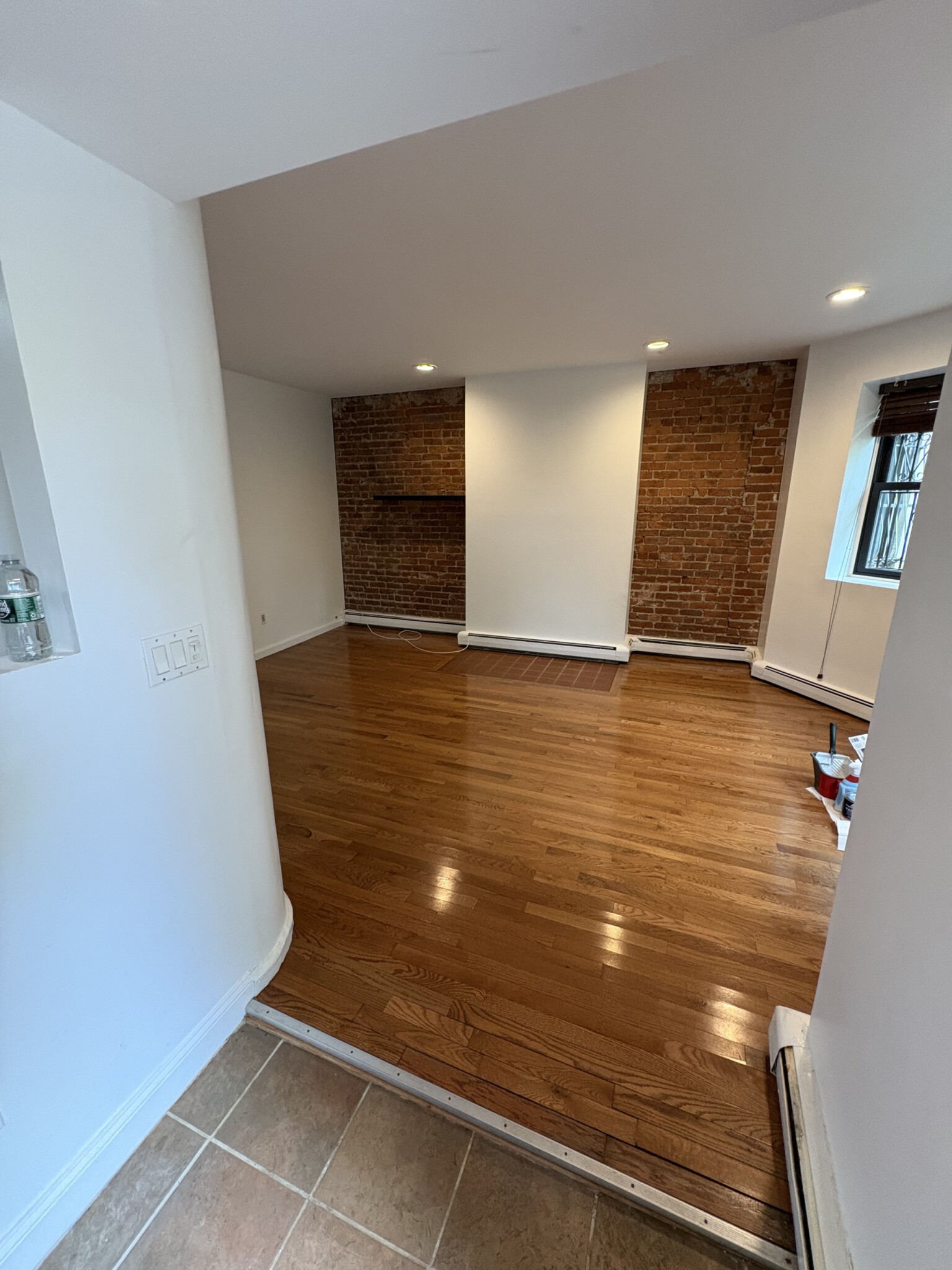 390 Riverway, Mission Hill