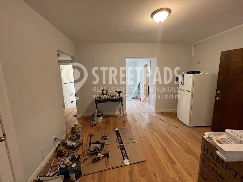 1157 Beacon St, Longwood