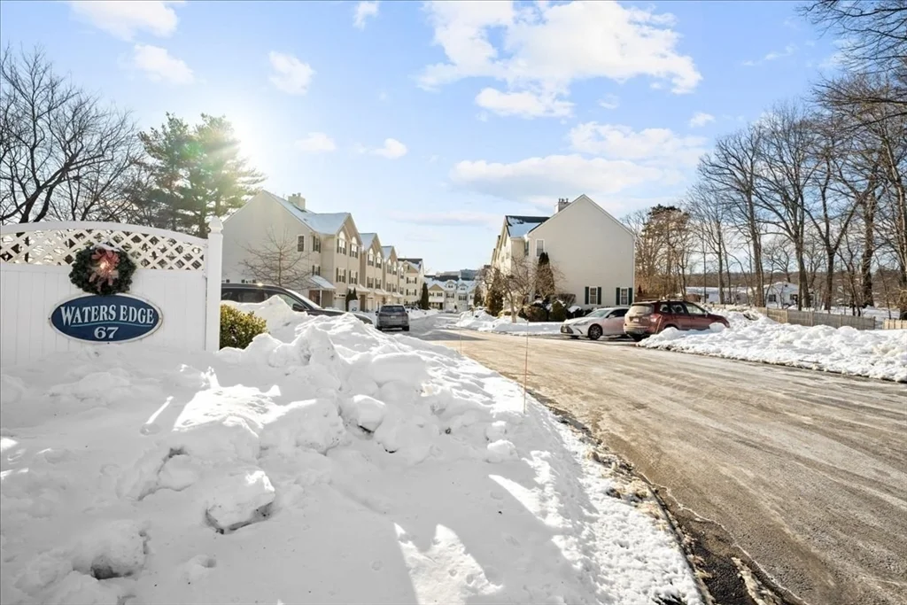 67 N Quinsigamond Ave, Shrewsbury