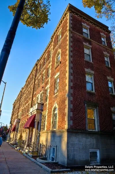 1610 Massachusetts Ave, Neighborhood Nine