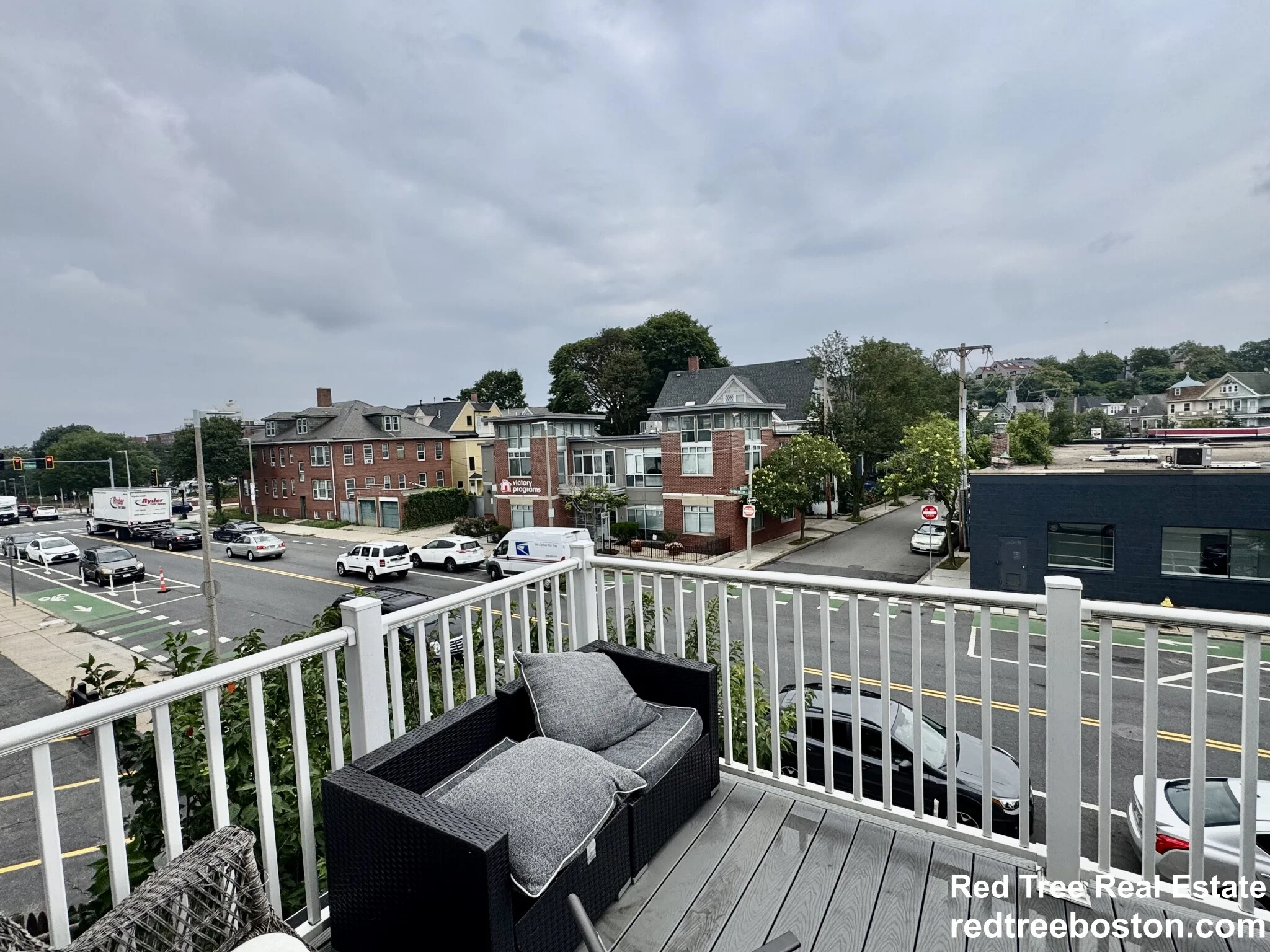 405 South Huntington Ave, Jamaica Plain