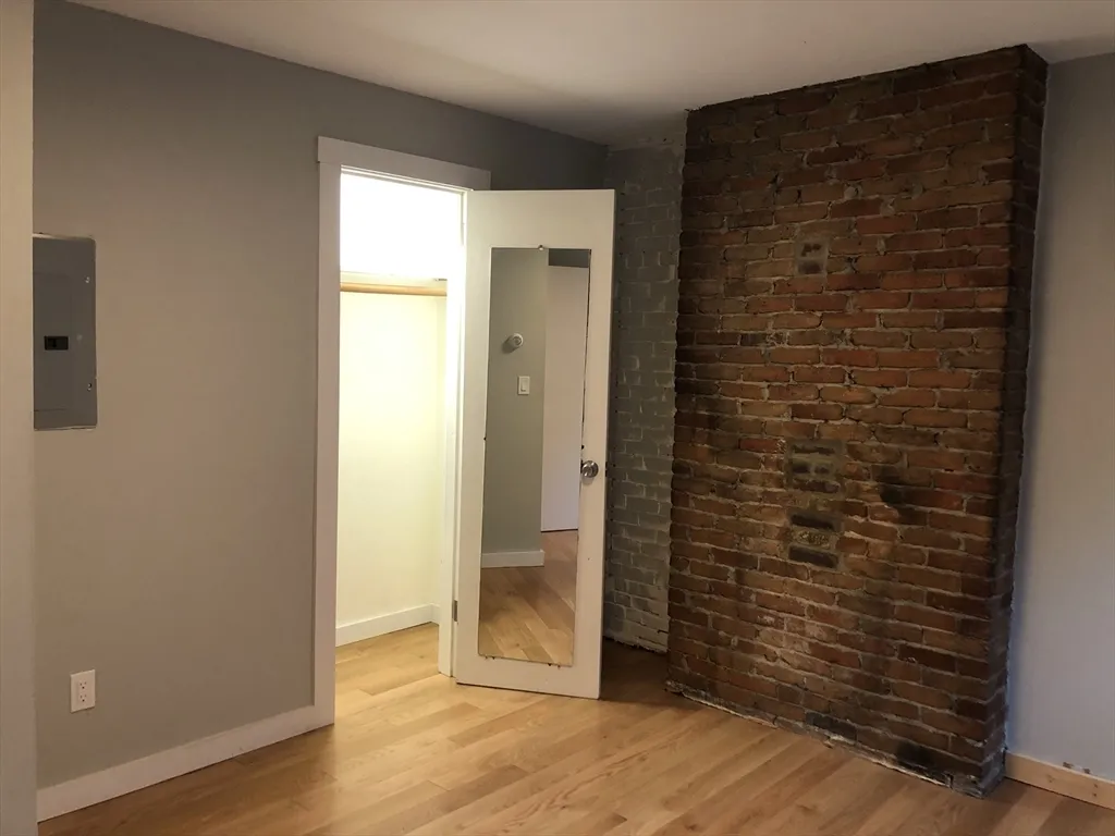 24 Bradford St, South End