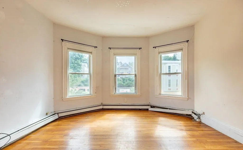 59-61 Hillside St, Boston