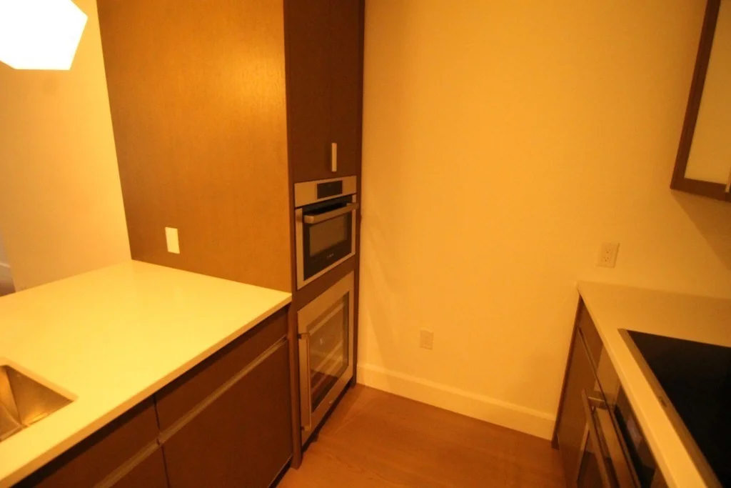 100 Lovejoy, West End