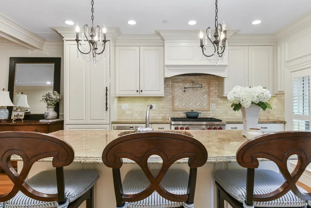 447 Beacon St, Back Bay