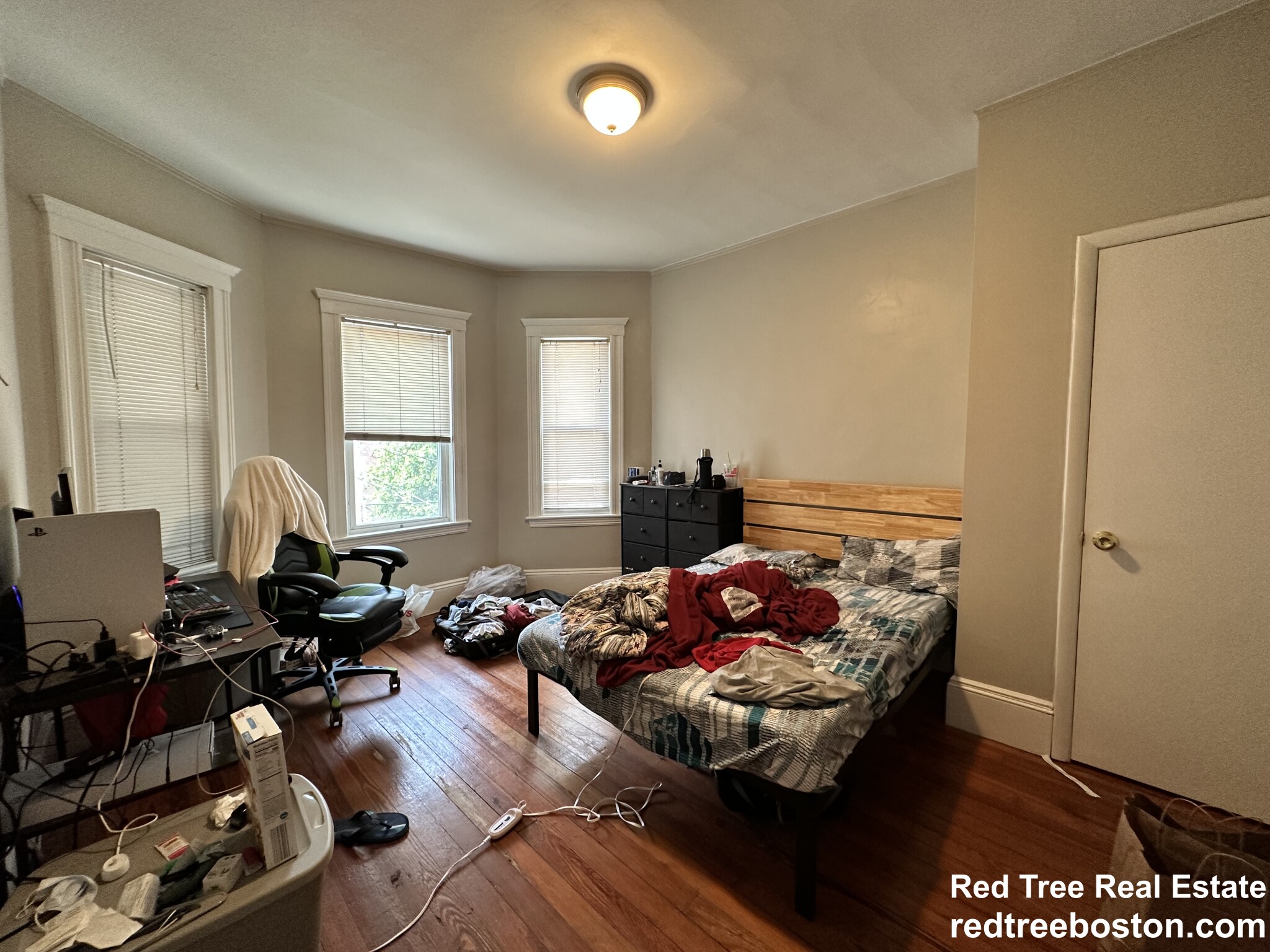 348 Faneuil St, Brighton