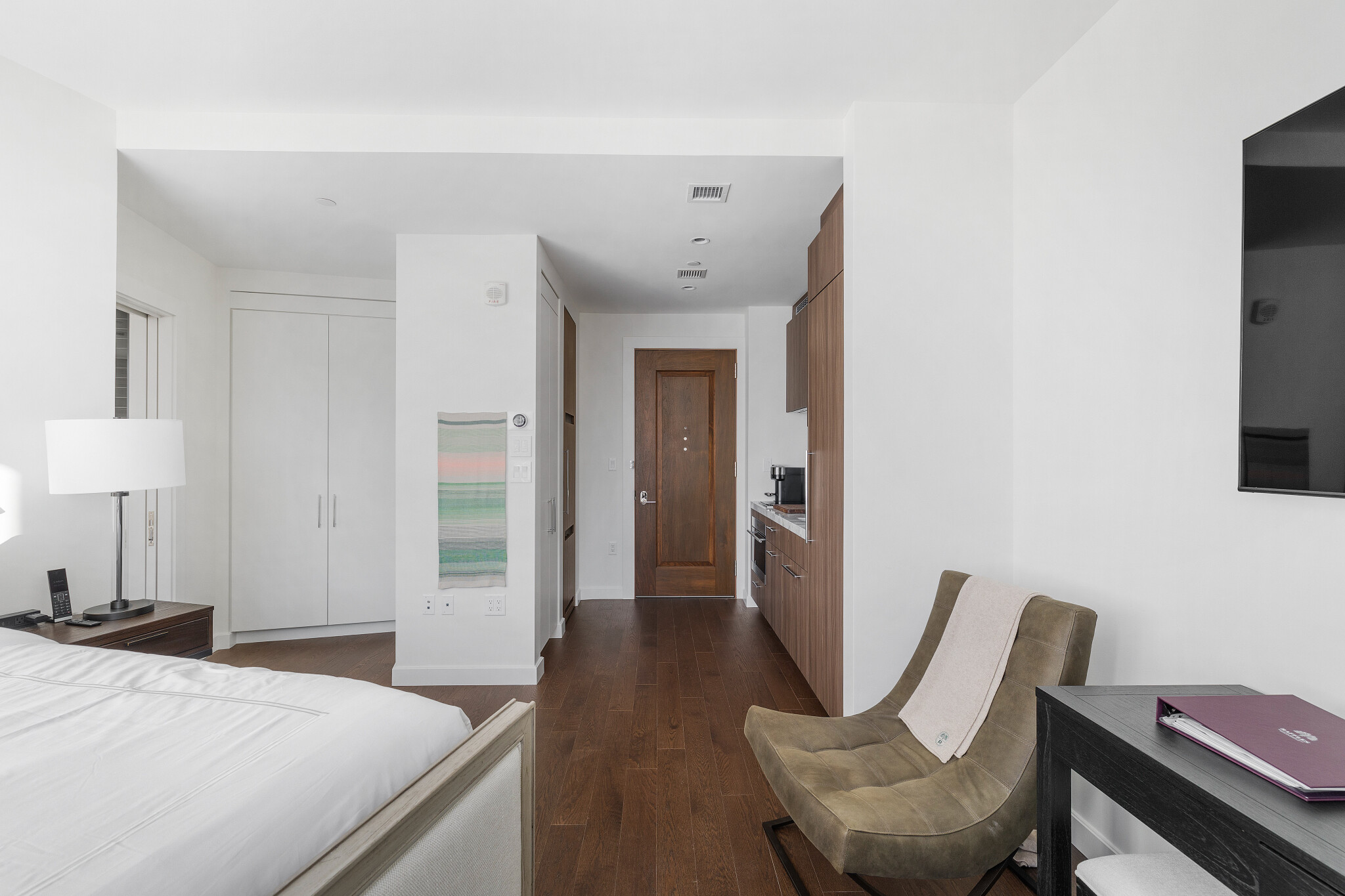 430 Stuart St, Back Bay