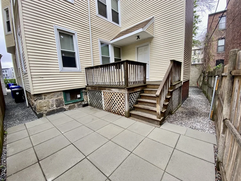 27 Hurd Rd, Coolidge Corner