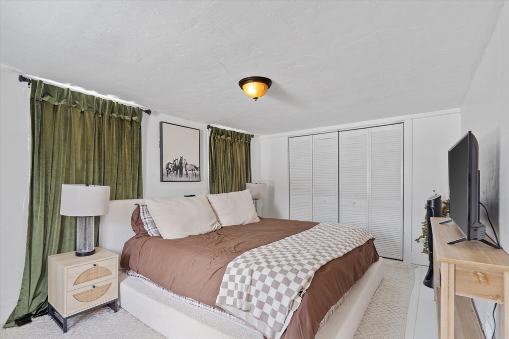 107 Boston Rd, Sutton