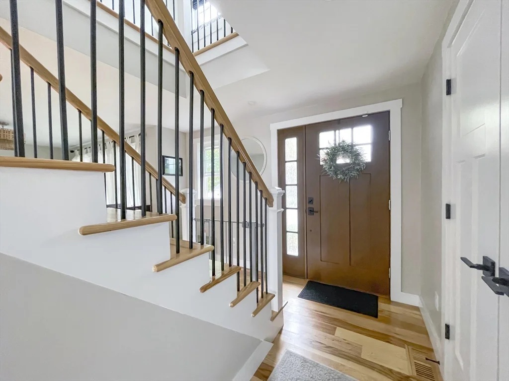 4 Pine Crest Rd, Braintree