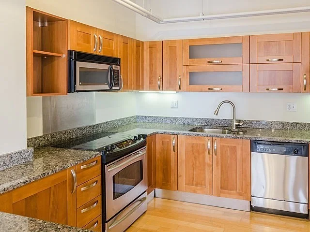 210 South St, Leather District