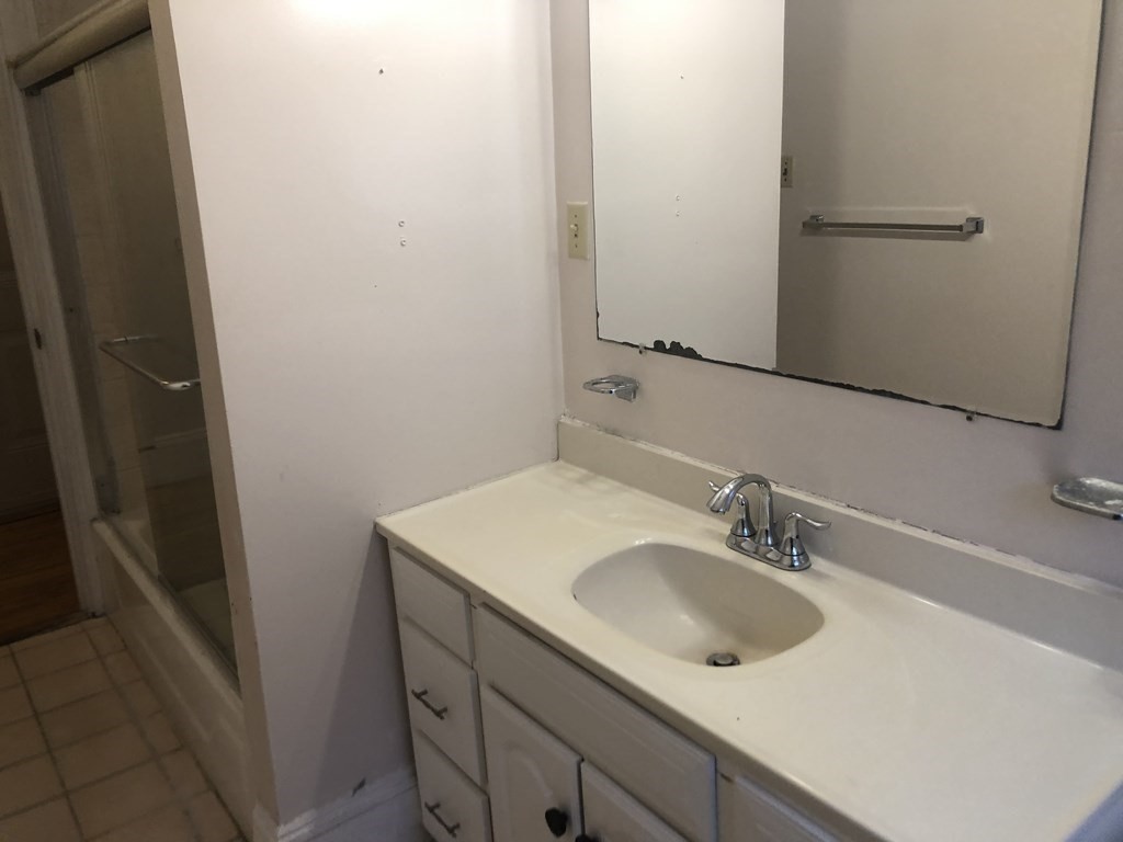 68 Boylston St, Brookline