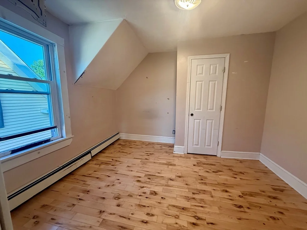 3 Murray St, Downtown