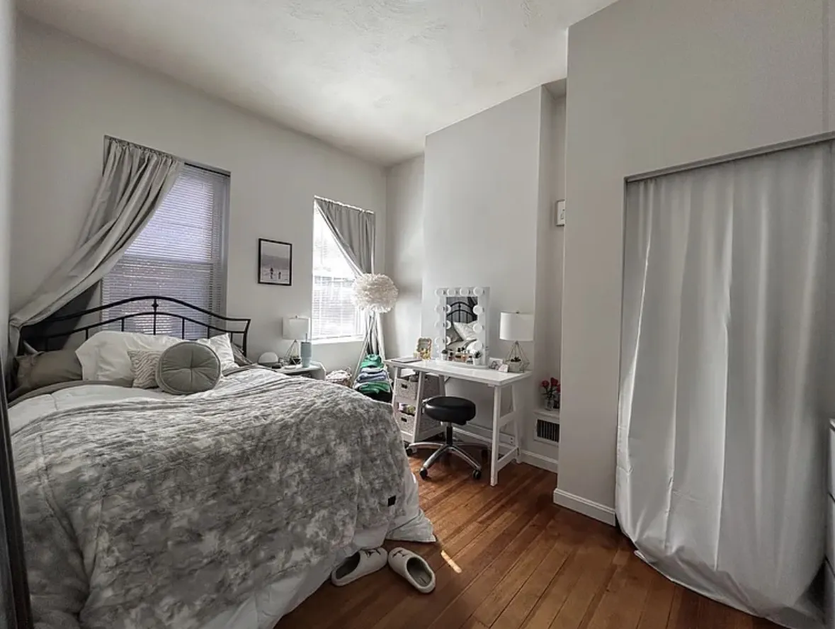 291 E St, South Boston