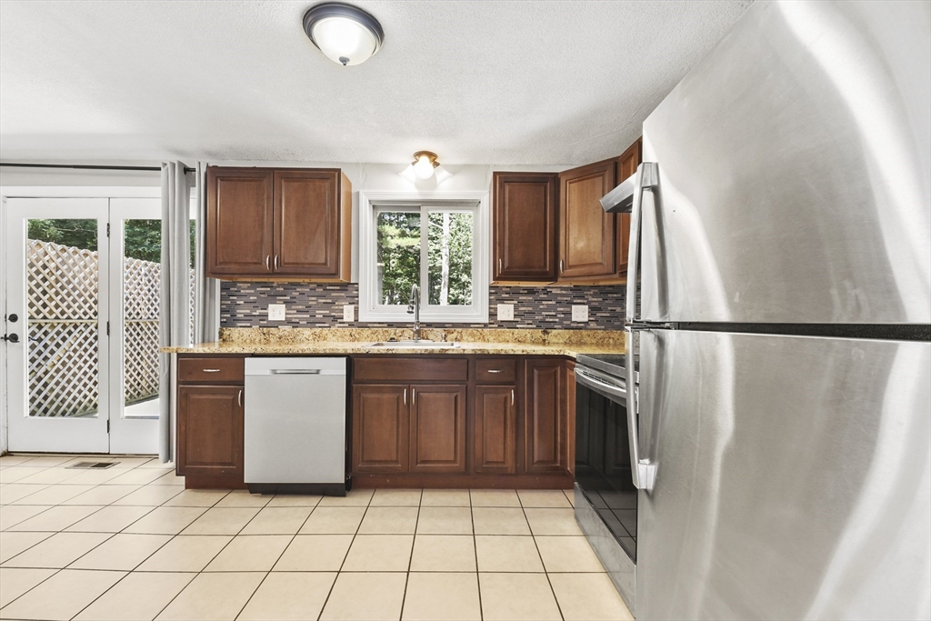 10 Lawndale Rd, Mansfield