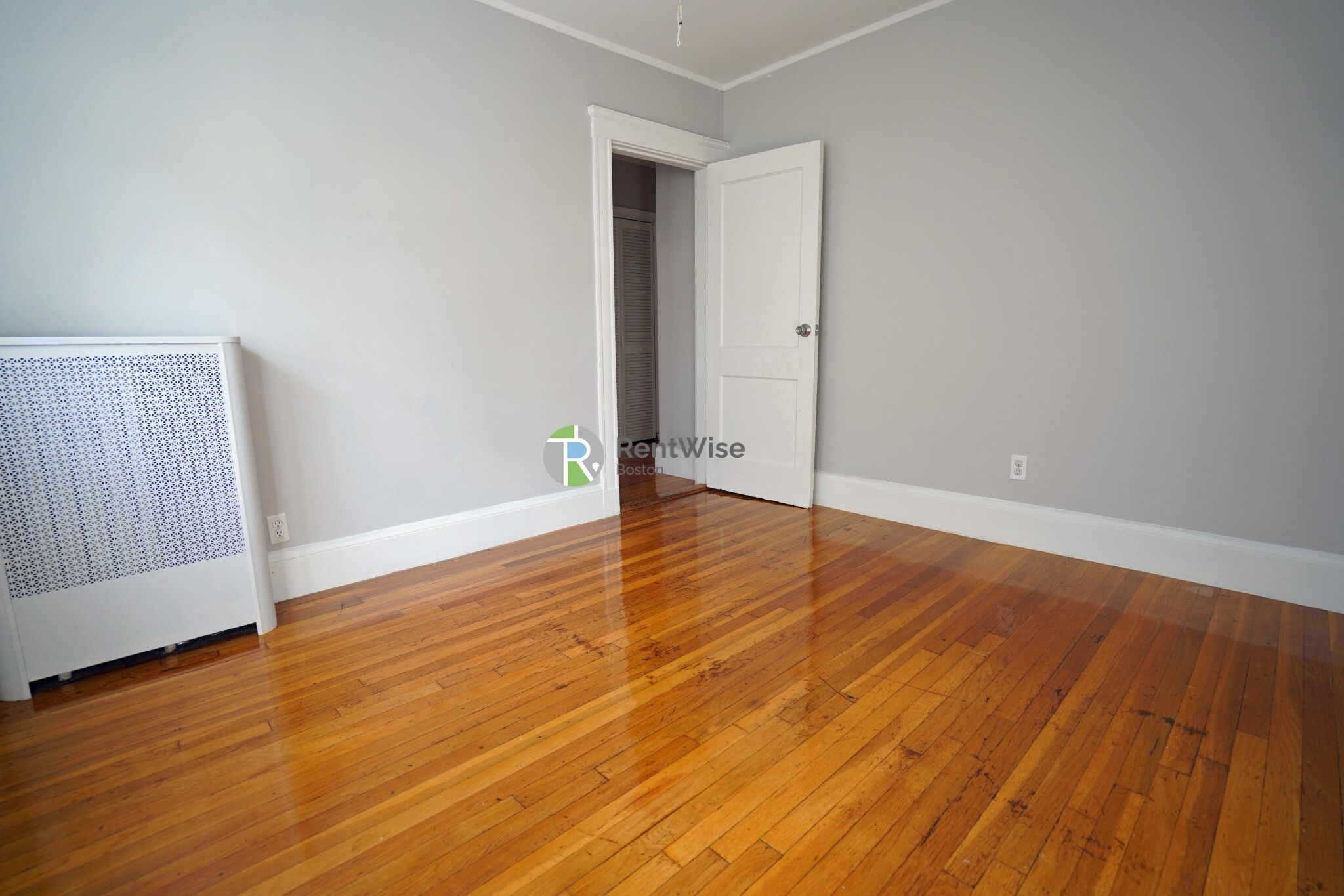 136 Arlington St, Oak Square