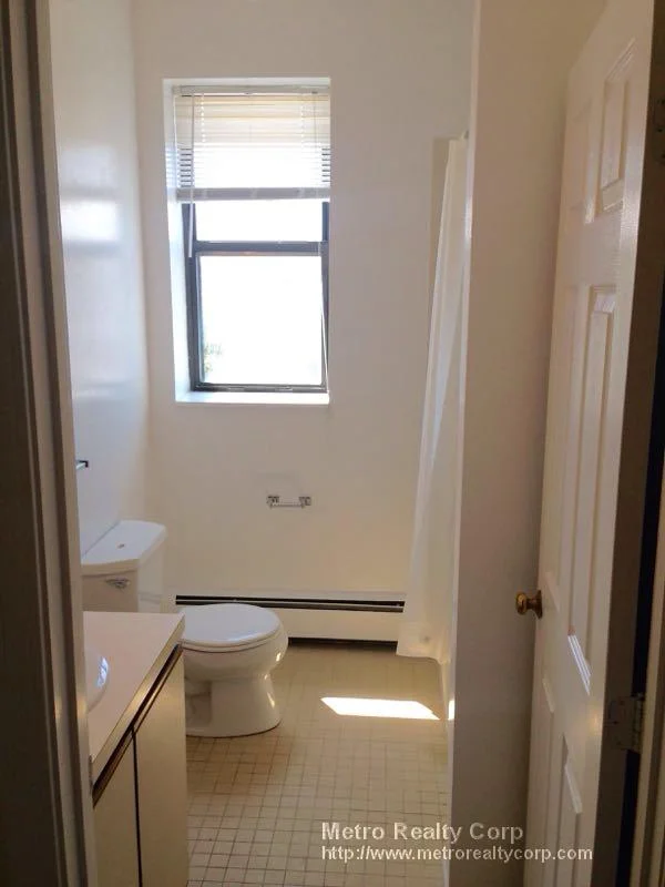 171 Harvard St, Coolidge Corner