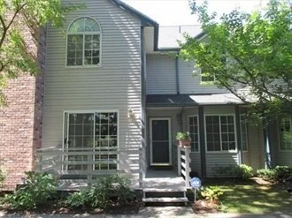 104 Johnson Rd, Chicopee