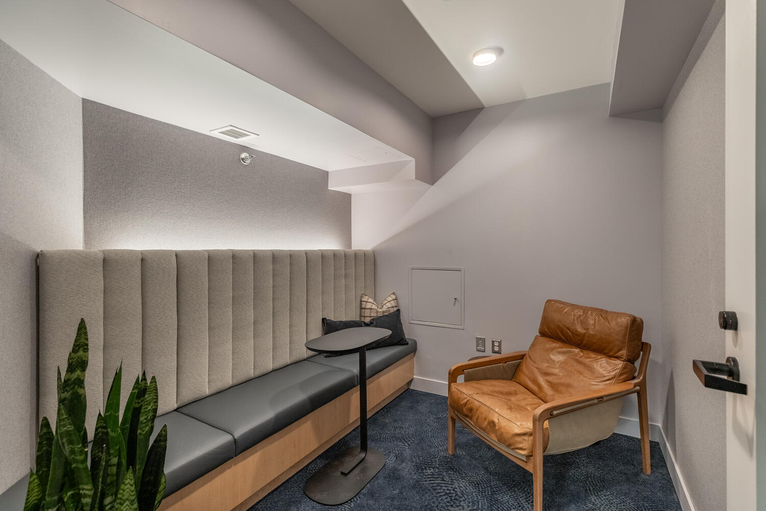 28 Exeter St, Back Bay