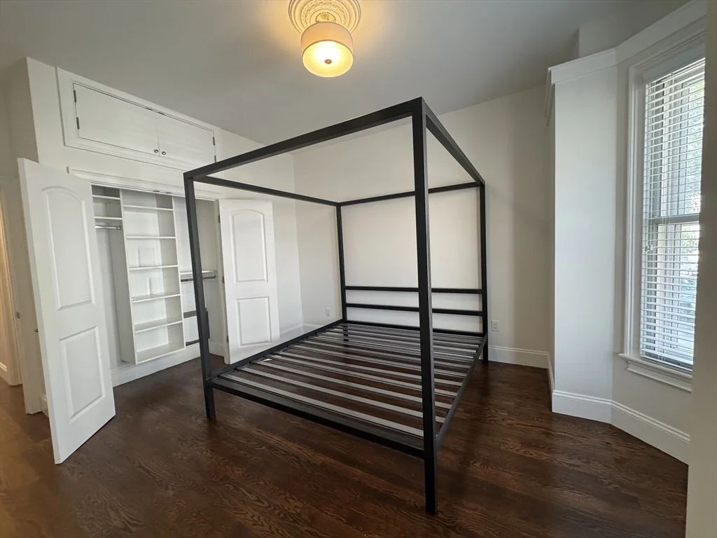 249 Lexington St, Eagle Hill