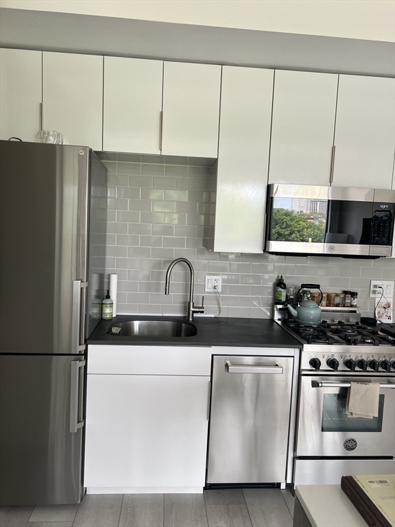 1166 Washington St, South End