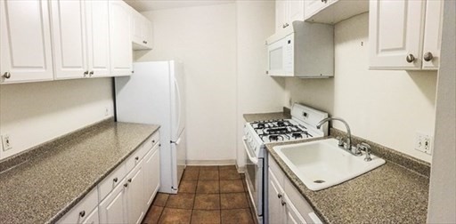 33 Pond Ave, Brookline Village