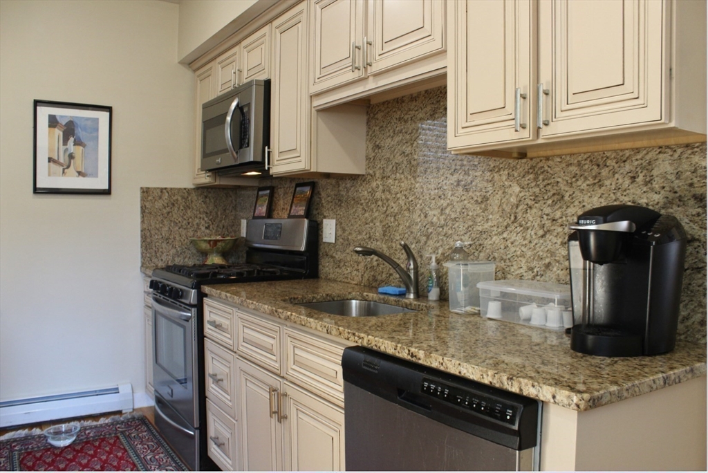 2 Spring Street  Summer Rental, Gloucester