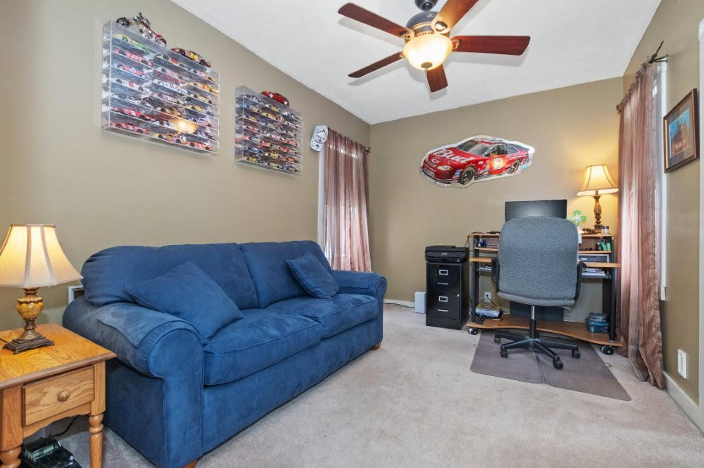 28 Ash St, South Side