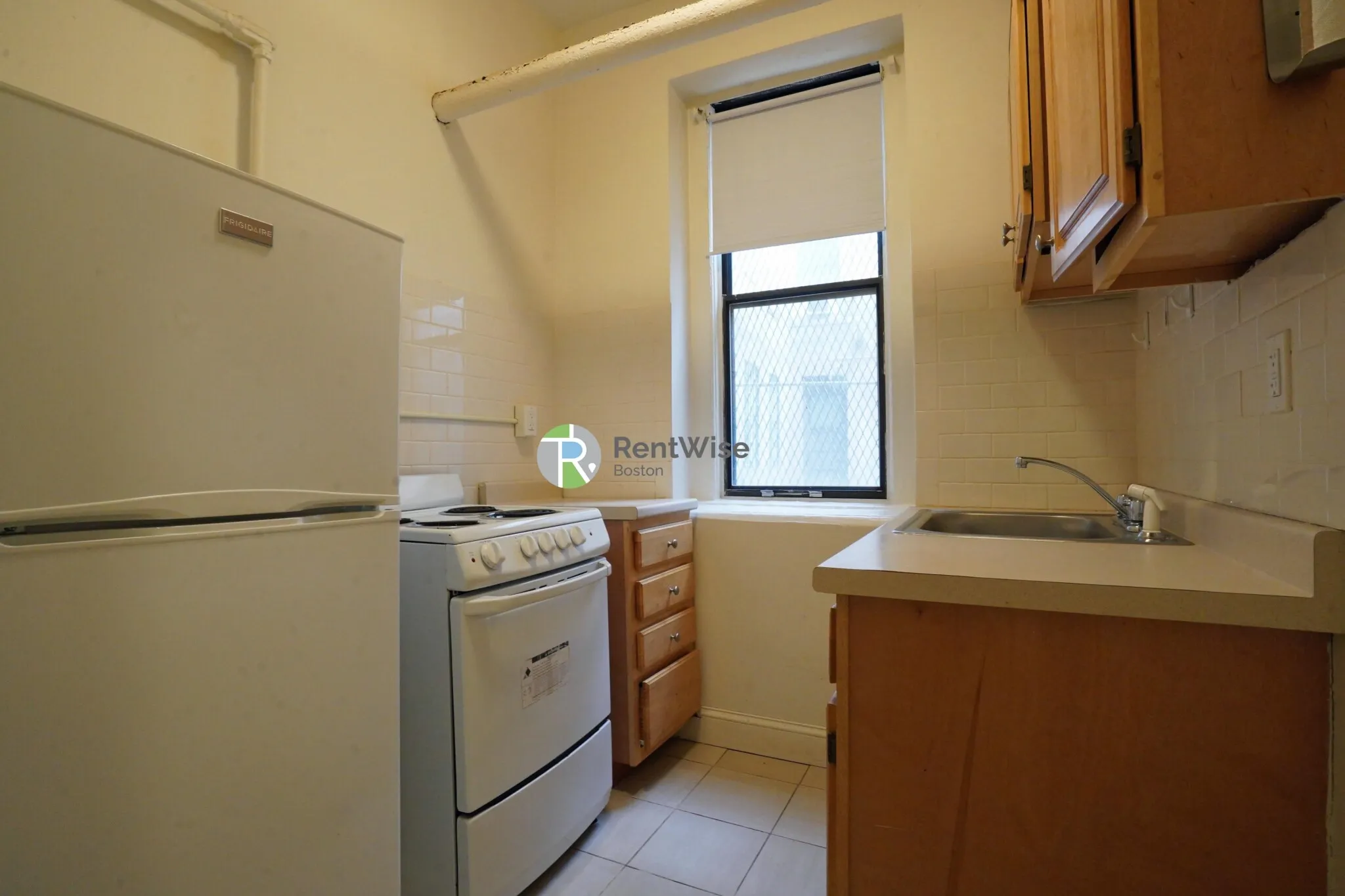 1144 Commonwealth Ave, North Brookline