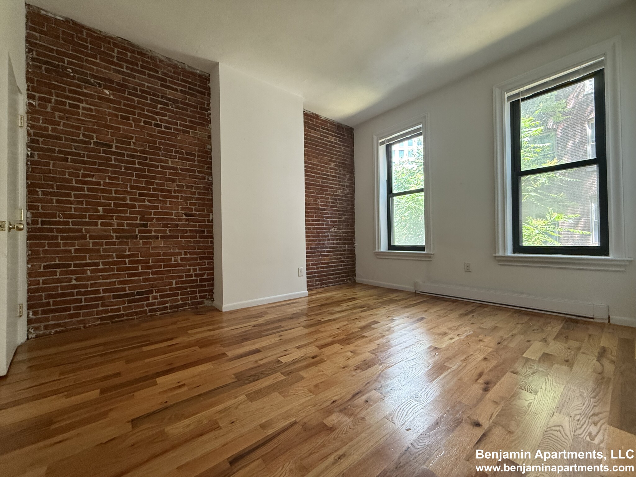 23 Cortes St, Back Bay