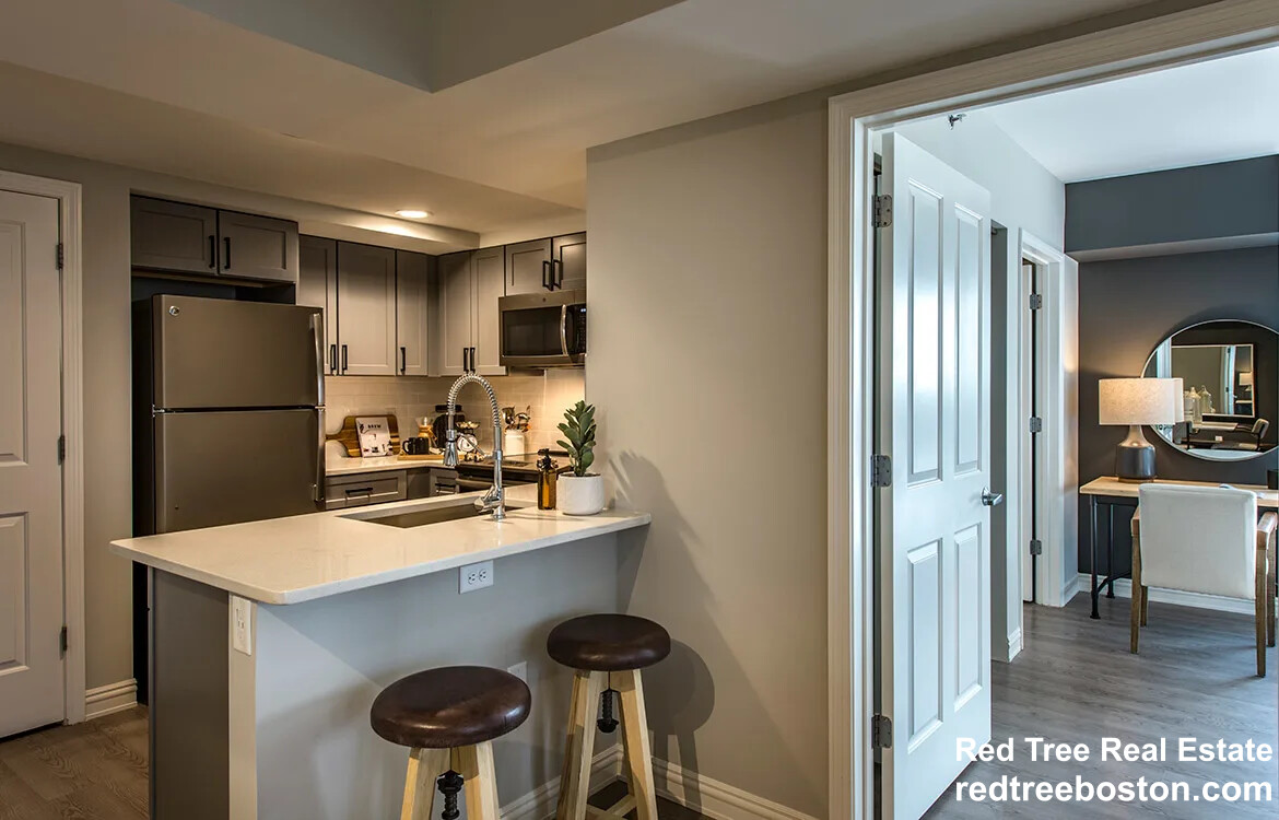 30 Cambridge Park Dr, North Cambridge