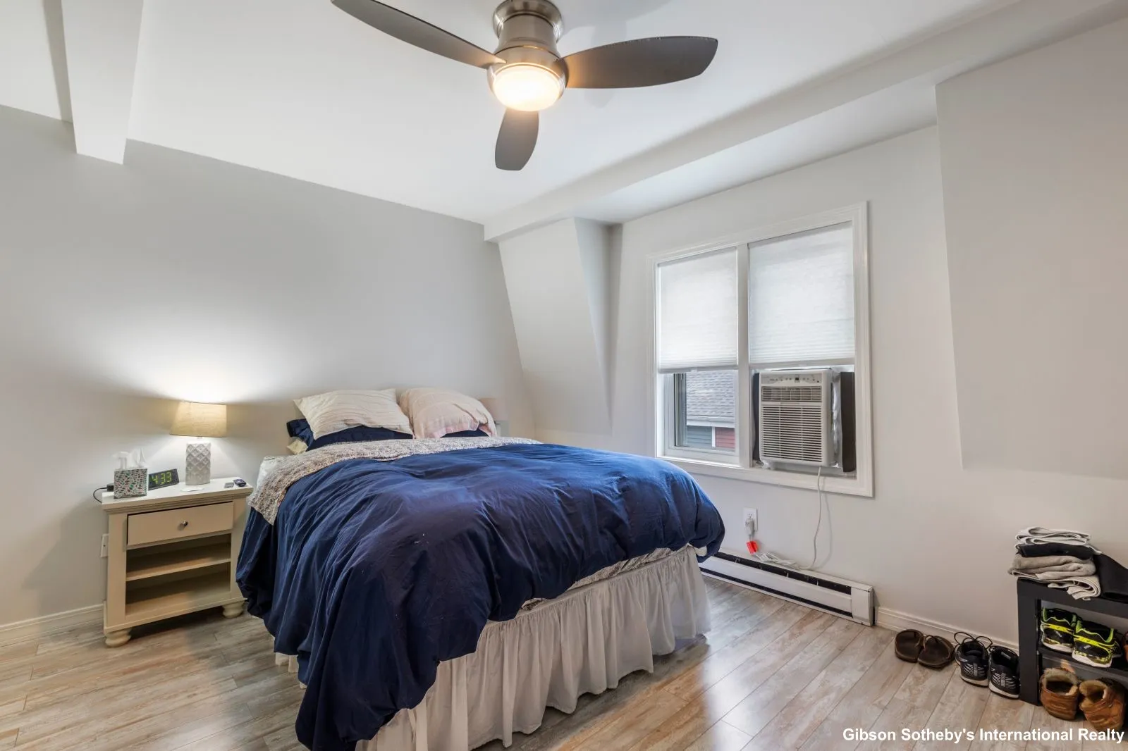 63 Bolton St, South Boston