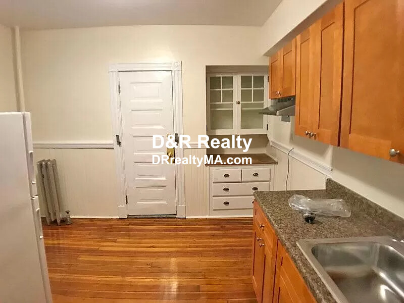 885 Massachusetts Ave, Central Square