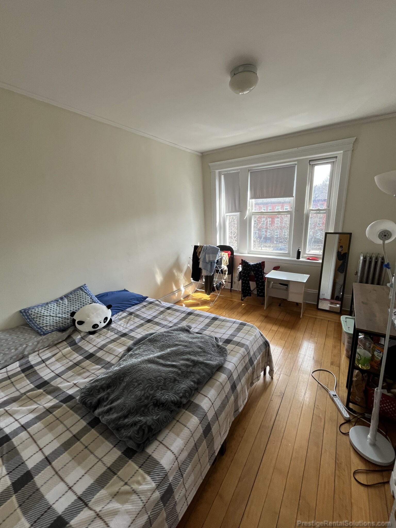 1822 Beacon St, Brookline
