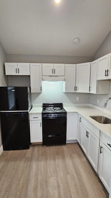 825 Scenic Hwy, Bourne