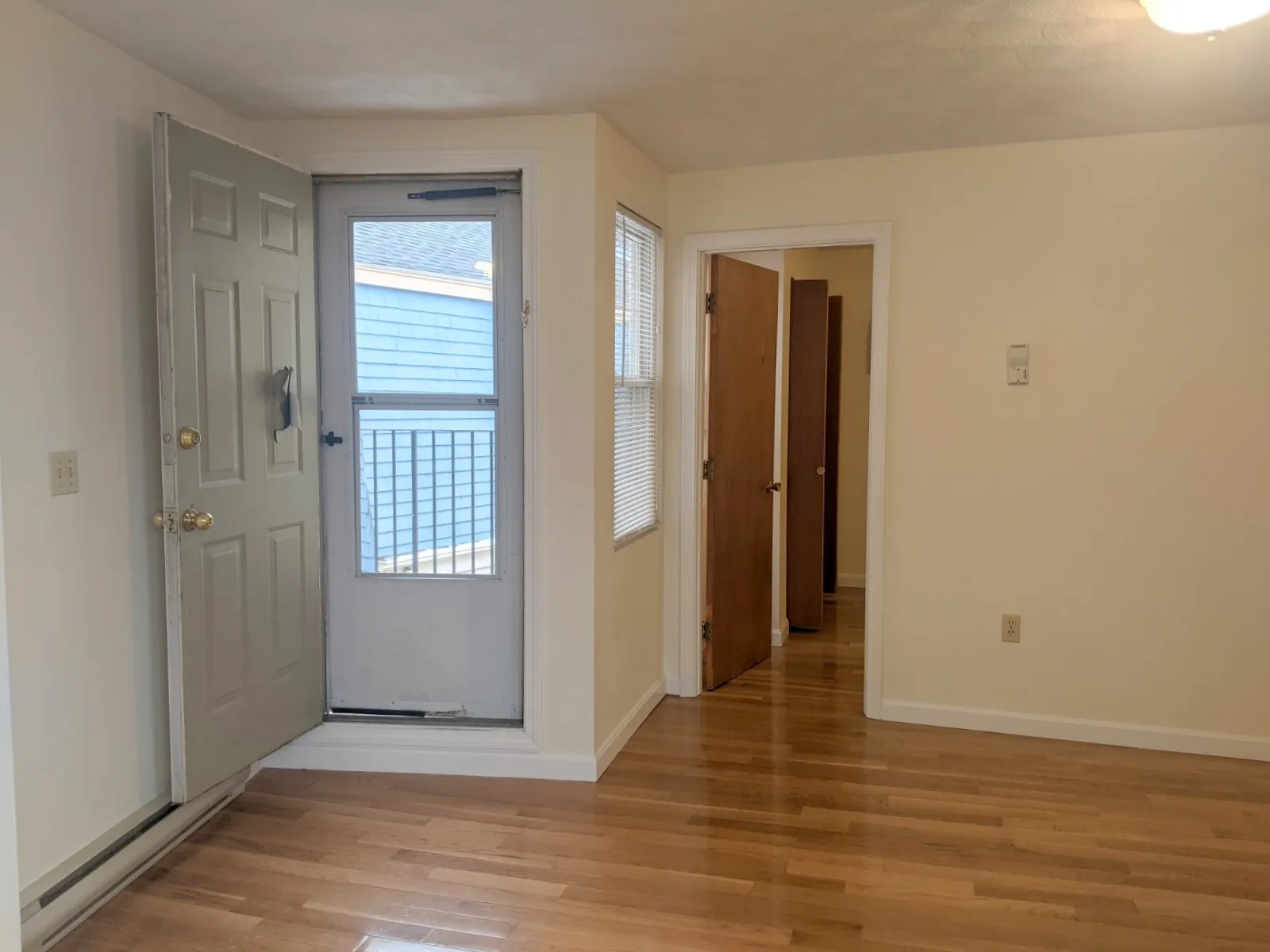 3 Holland St, Davis Square