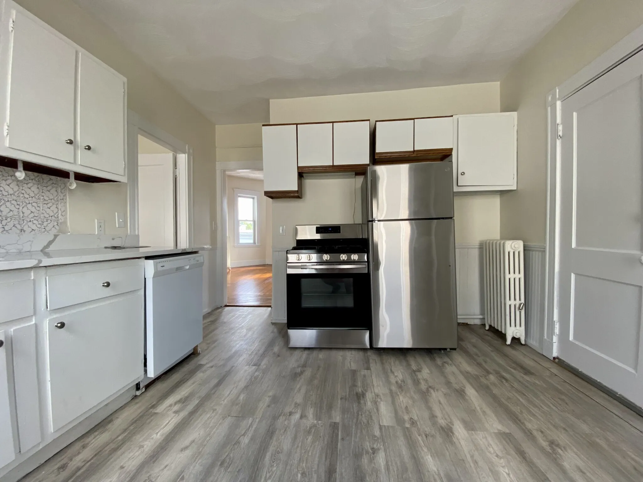 14 Belknap St, West Somerville