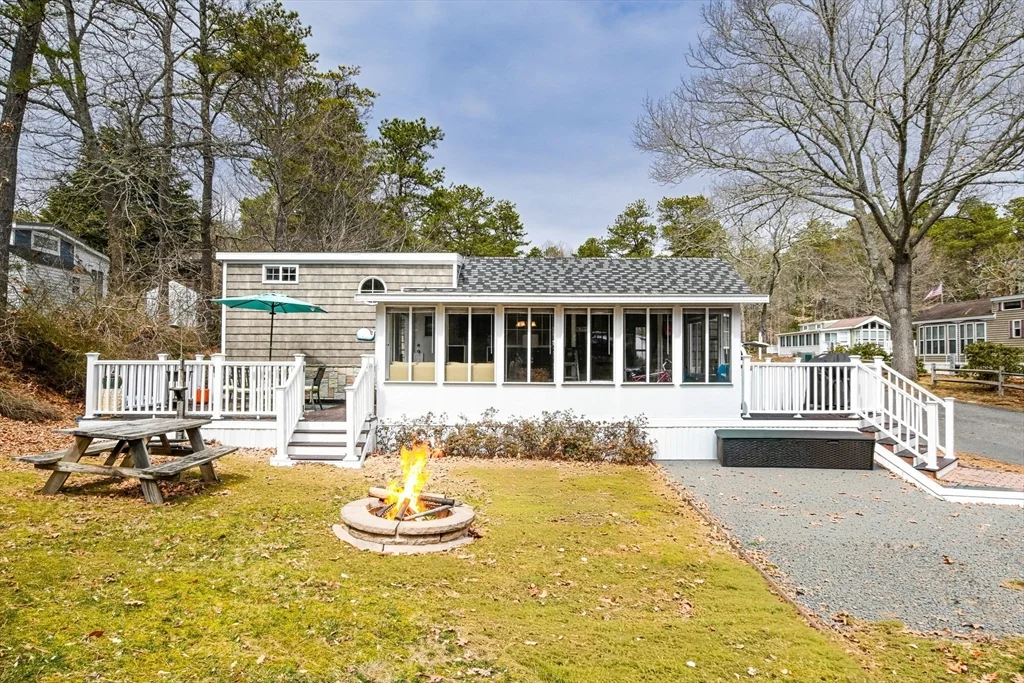 185 Cotuit Rd, Sandwich