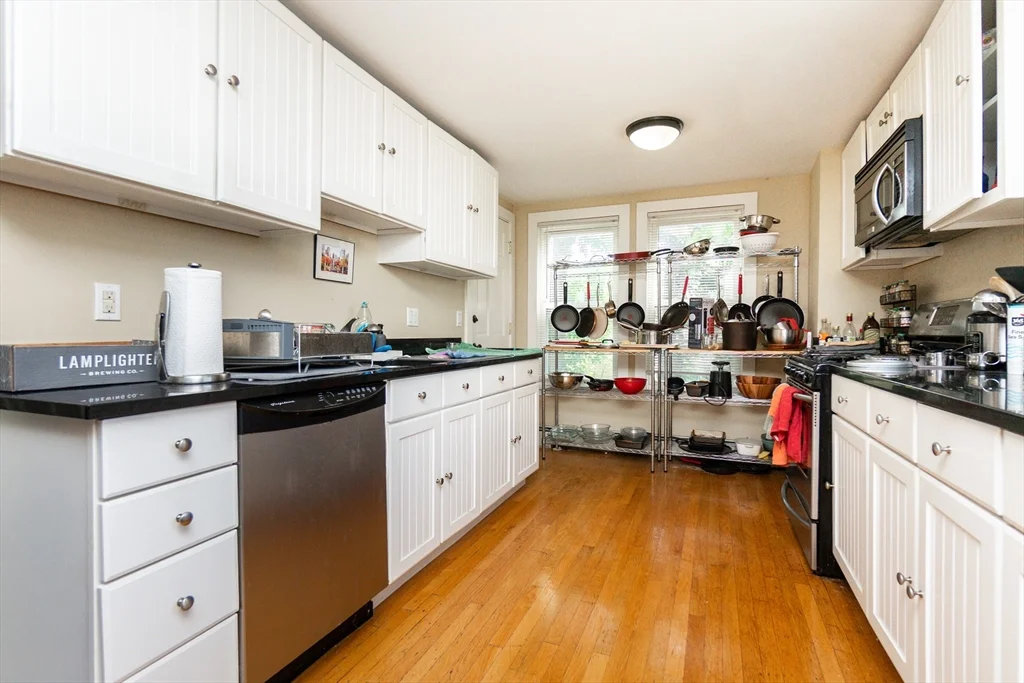 214R Harvard St, Central Square