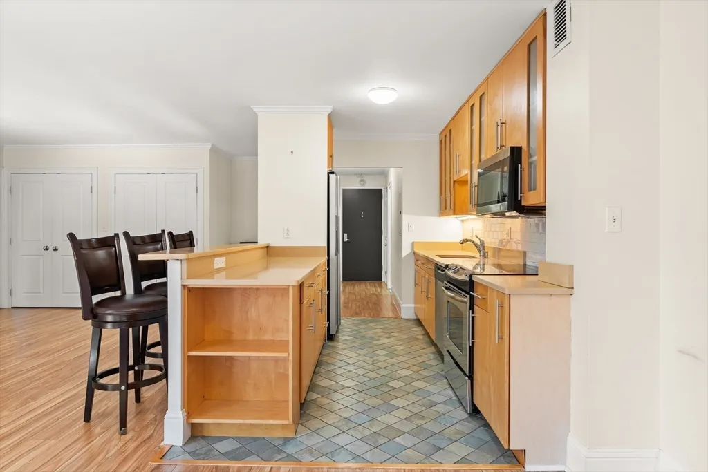 50 Longwood Ave, Coolidge Corner